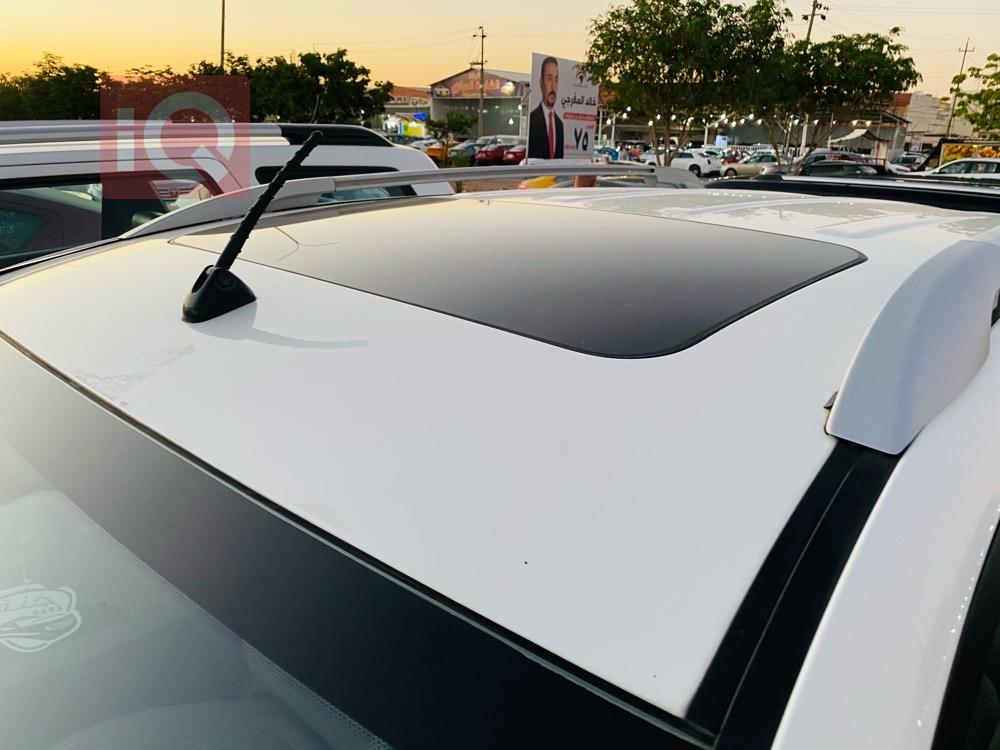 جیلی ئێم گراند X7